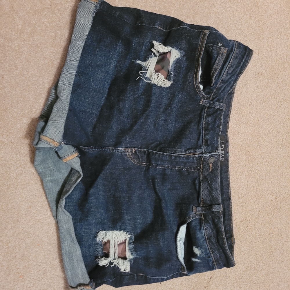 Judy Blue camo patch jean shorts 3x